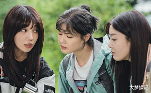  ���ƹ�����Ů���ǡ� 